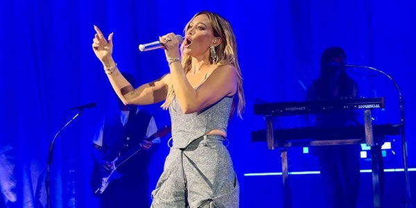 Hilary Duff Tickets